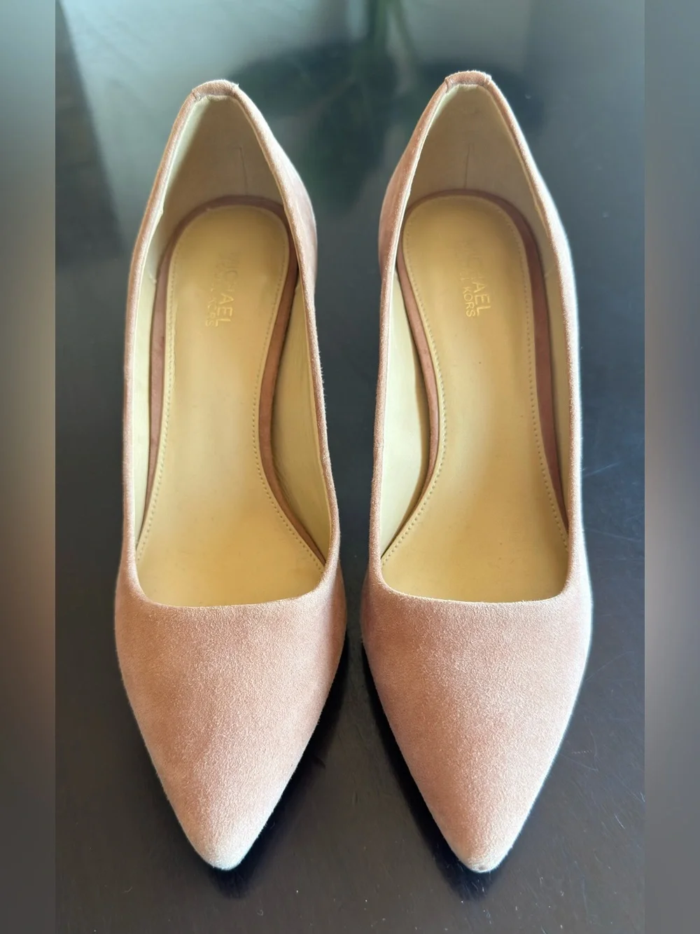 Classic beige suede pointy toe stiletto by Michael Kors size 7